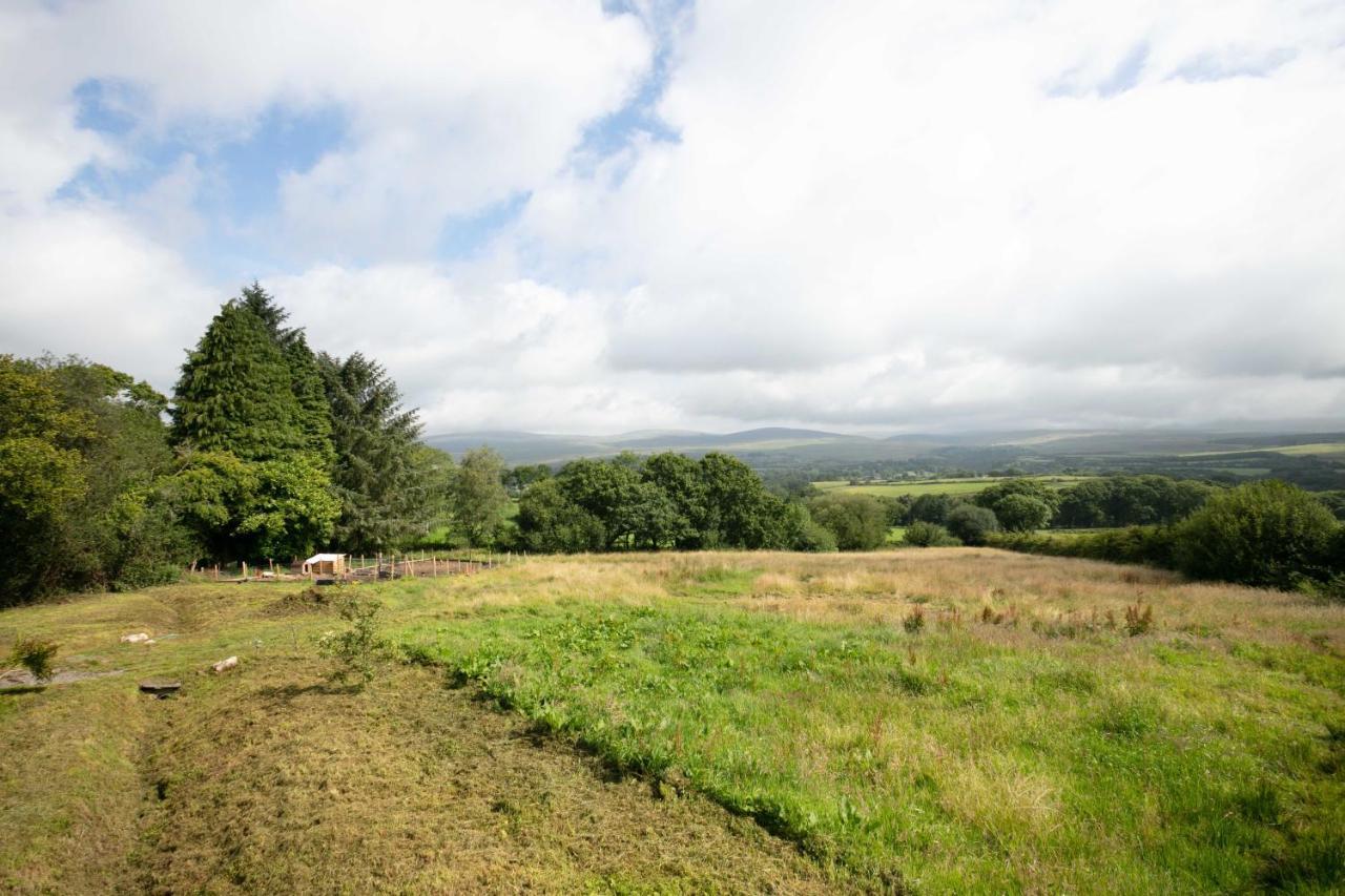 Cwtch Farm Bed & Breakfast Ystalyfera Exterior foto